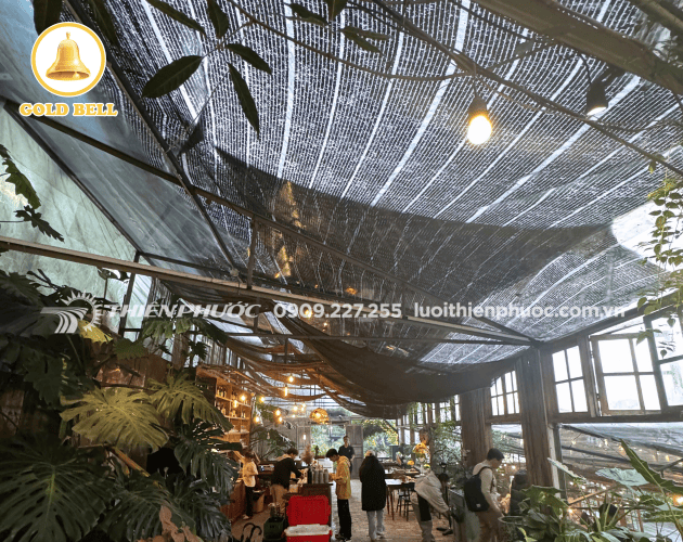 Lưới che nắng quán cafe